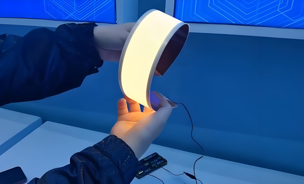 超薄柔性數(shù)碼管顯示屏 超薄柔性數(shù)碼管顯示屏